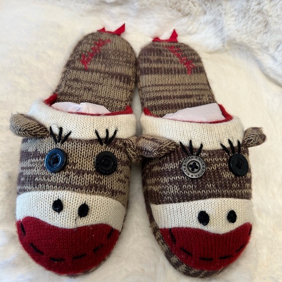 Nick & Nora Brown and Red monkey house slipper shoes Sz-M(6-1/2-7). G - Picture 1 of 6